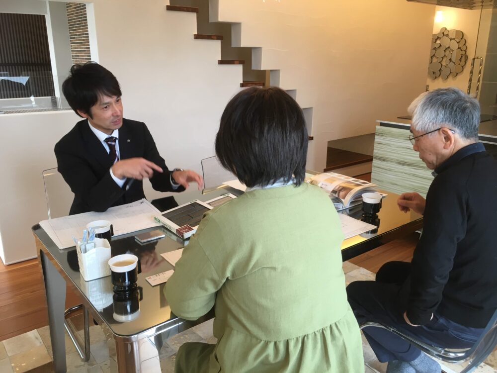 新潟市のリノベーション・増改築リフォーム　家づくりカフェ　ご来場の様子