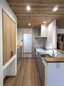 新潟市フルリフォーム・リノベーションリサ　キッチン施工アフターイメージ