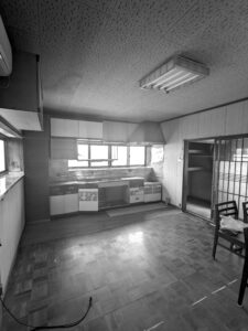 新潟市フルリフォーム・リノベーションリサ　施工前キッチン